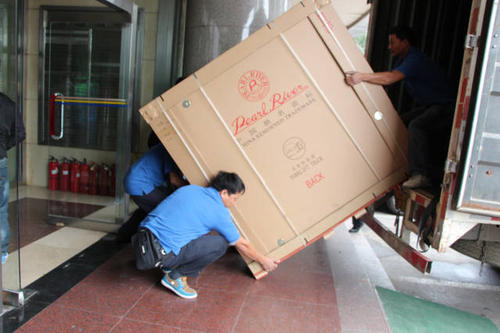 黎安镇钢琴贵重工艺品无忧运